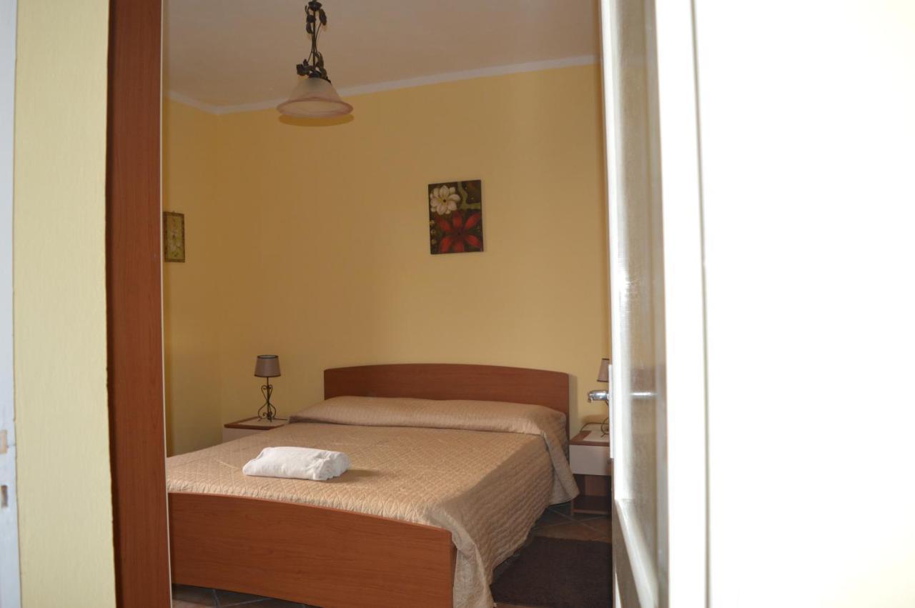 I Girasoli - Casa Alina Tresnuraghes Exterior photo
